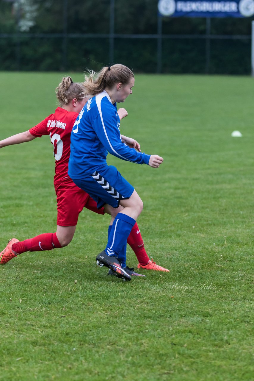 Bild 323 - wCJ SV Steinhorst/Labenz - VfL Oldesloe : Ergebnis: 18:0